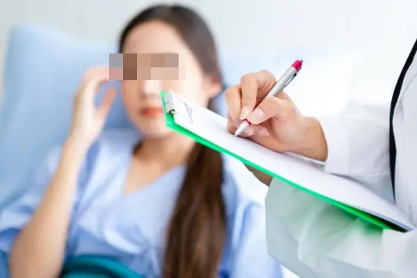 8 người trong gia đình bị ung thư: Cha mẹ mắc các loại ung thư này có thể di truyền sang con-1