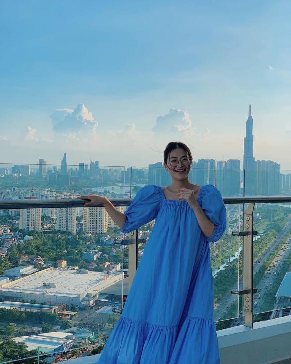 Hoa hậu Phương Khánh khoe từng ngóc ngách trong penthouse view triệu đô vừa tậu-2