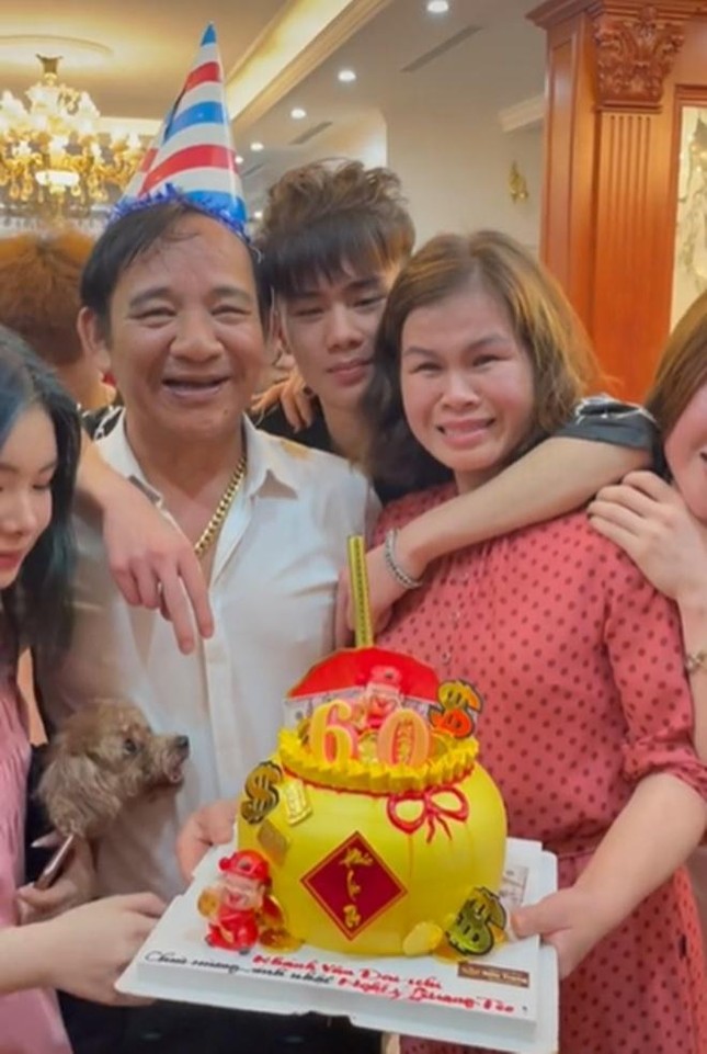 Nghệ sĩ Quang Tèo chia sẻ cuộc sống hôn nhân bên người vợ hiền lành-2
