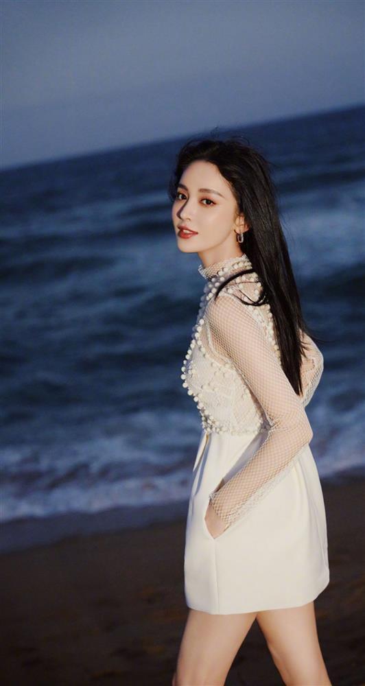 Cổ Lực Na Trát khoe style mùa thu đẹp ná thở-8