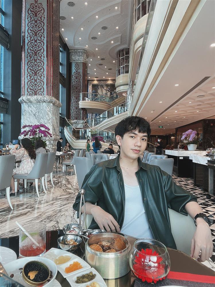 Nhẵn ví vì thói quen quẹt thẻ, chuyển tiền-2