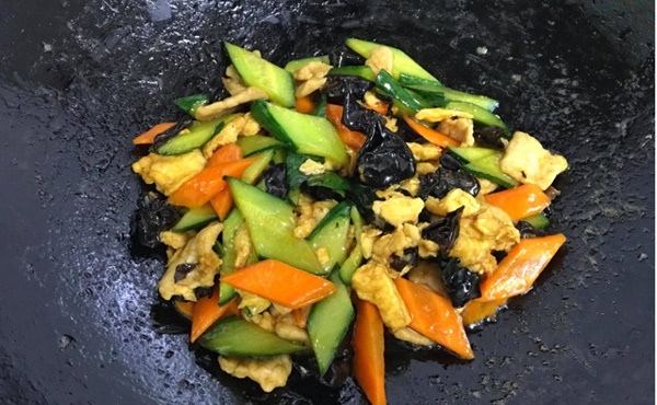 Lấy 5 loại thực phẩm này xào cùng nhau, vừa bổ dưỡng lại ngon miệng, ai ăn cũng hết lời khen ngợi-11