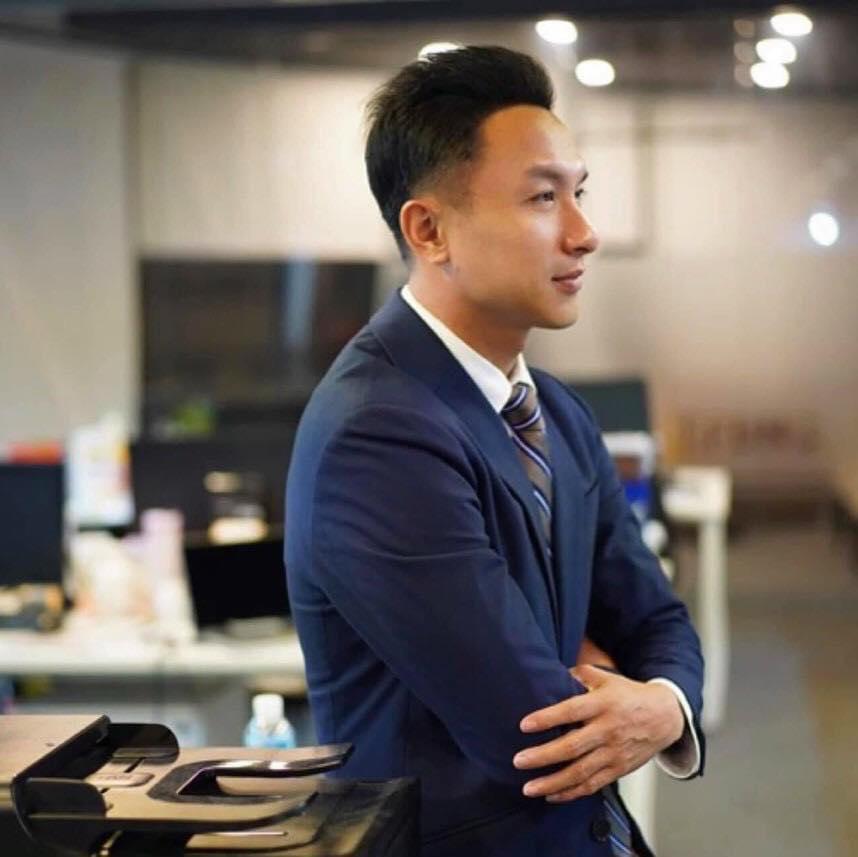 Nam MC đình đám bị tai nạn, lệch hàm, gãy đôi xương vai-6