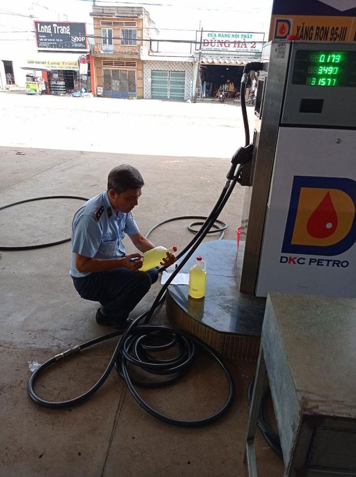Đề xuất phạt 1,6 tỷ đồng DN xăng dầu chất lượng kém-1