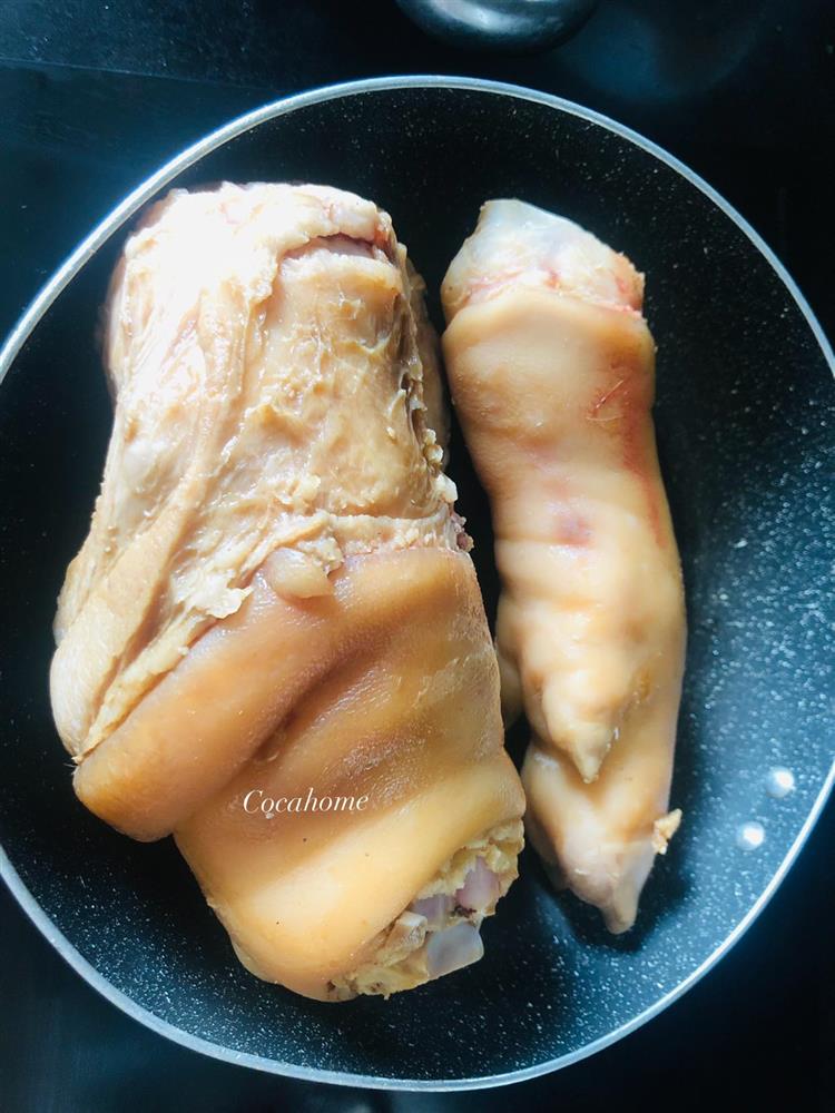 Muốn hầm chân giò nhanh mềm, da săn đừng bỏ qua bước này-3