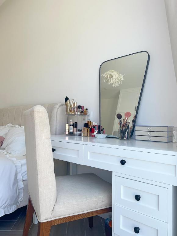 Đau lòng trước cảnh nhà dột, bố mang 10 chiếc thau đi hứng nước, cô gái quyết xây nhà khang trang để báo hiếu-12