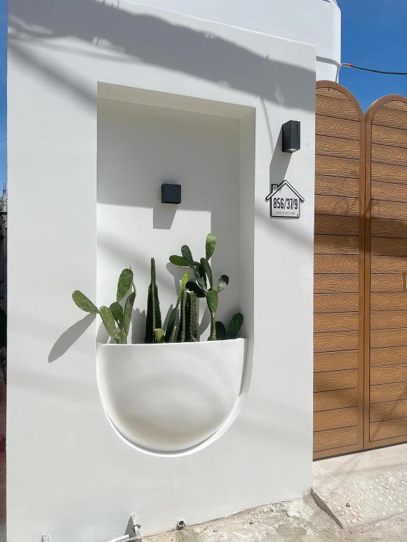 Đau lòng trước cảnh nhà dột, bố mang 10 chiếc thau đi hứng nước, cô gái quyết xây nhà khang trang để báo hiếu-5