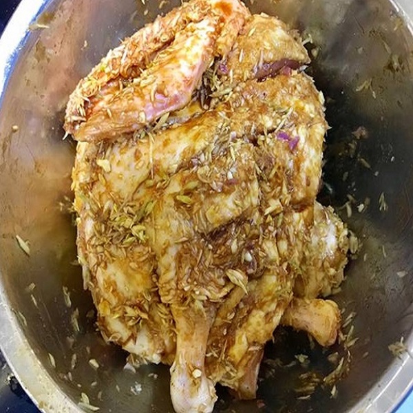 Biết được bí quyết tẩm ướp này, chị em thực hiện thành công món vịt nướng thơm nức, hấp dẫn như nhà hàng-1