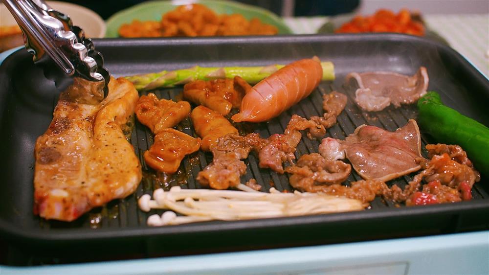 Bác sĩ cảnh báo loại thực phẩm hại thận bậc nhất xuất hiện phổ biến trong bữa cơm hàng ngày-5