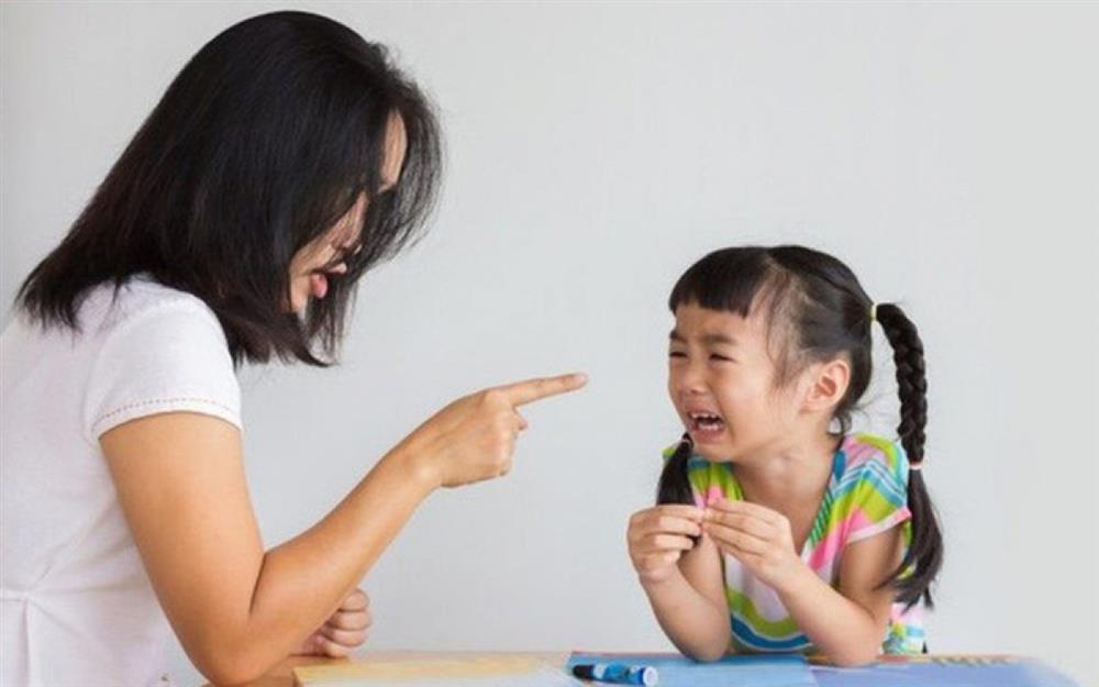 Con ngủ nhanh để mẹ còn đi... bar-2