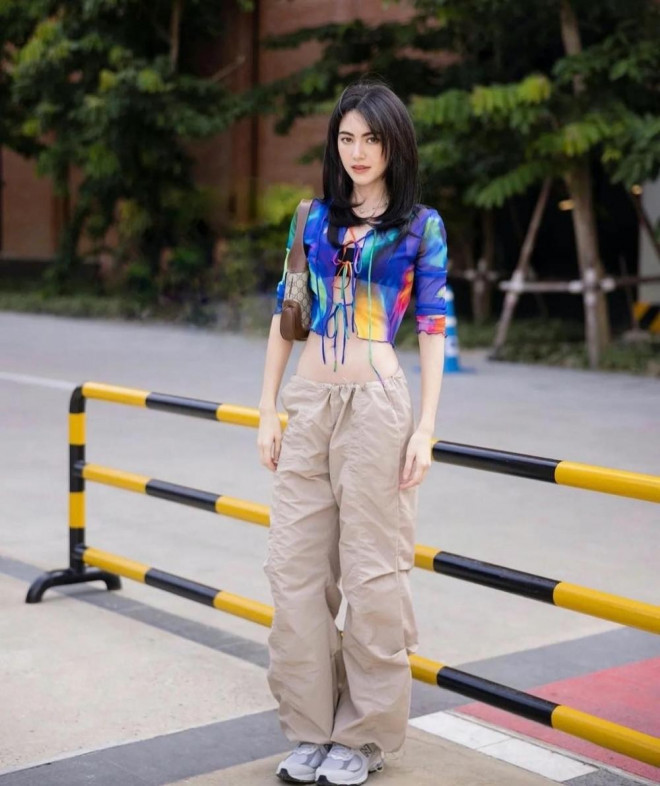 Hậu giảm cân quá đà, nhan sắc của bạn gái Sơn Tùng khiến netizen tranh cãi-3