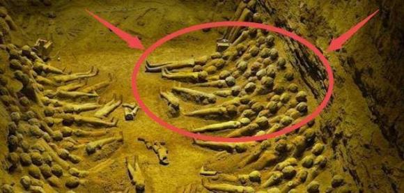 Hầm mộ nghìn năm tuổi được đào lên ở Giang Tây, 46 cô gái bị chôn vùi trần như nhộng khiến giới chuyên môn khiếp sợ một thời-1