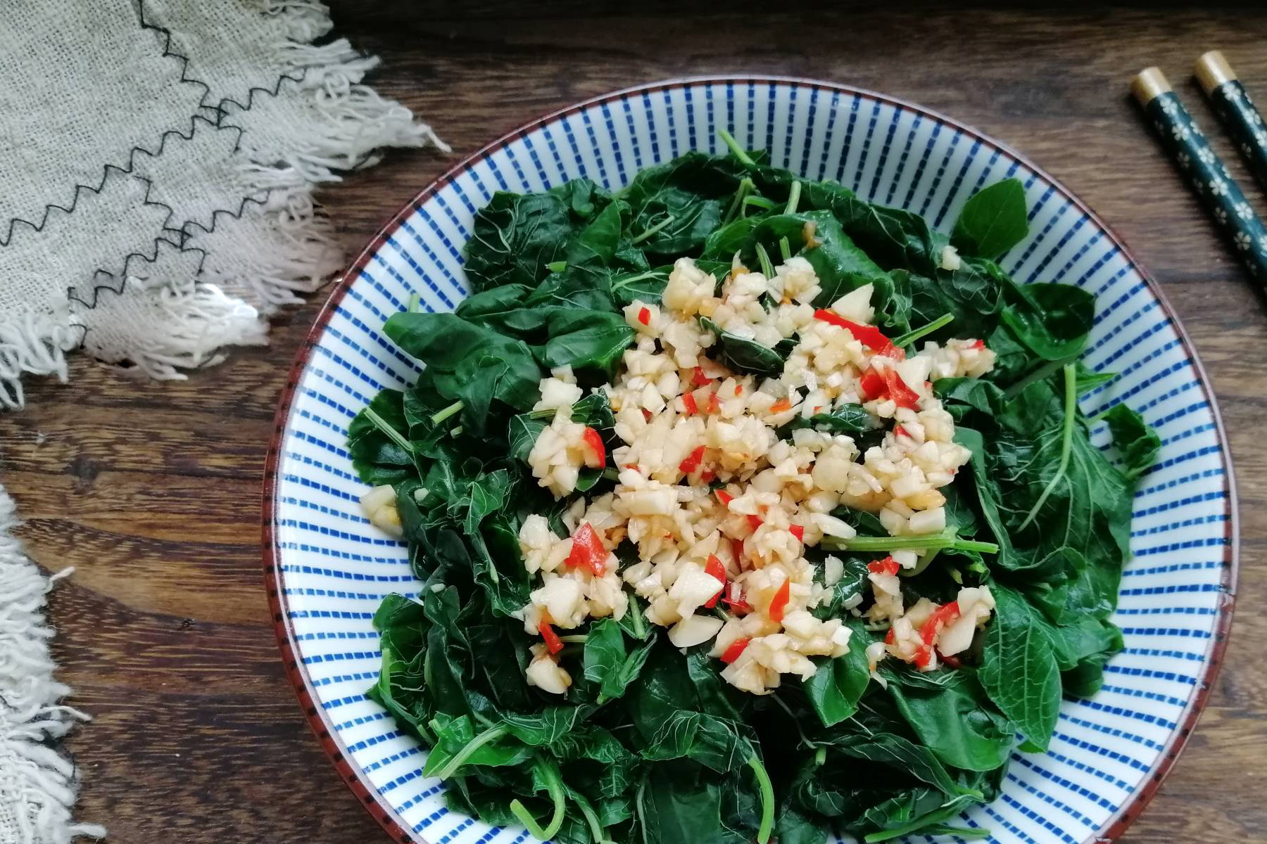 Loại rau giá rẻ nhưng giàu canxi tự nhiên, giúp thanh nhiệt, thải độc da-10