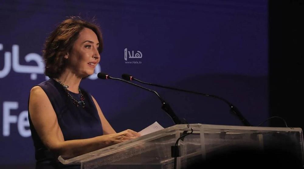 Nàng dâu đặc biệt của hoàng gia Jordan: Từ nhà báo nổi tiếng thành Công nương vạn người mê-6