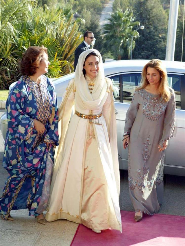 Nàng dâu đặc biệt của hoàng gia Jordan: Từ nhà báo nổi tiếng thành Công nương vạn người mê-7