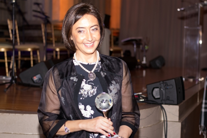 Nàng dâu đặc biệt của hoàng gia Jordan: Từ nhà báo nổi tiếng thành Công nương vạn người mê-11