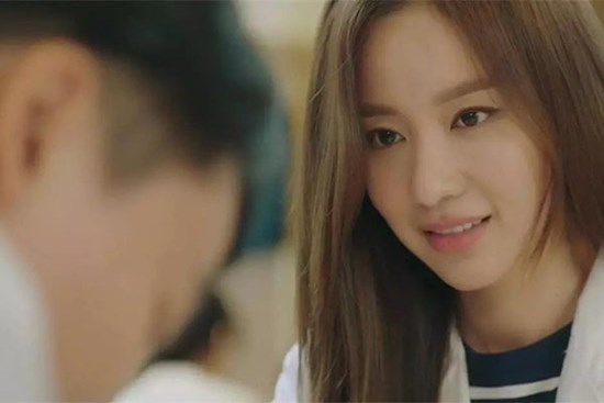 Chồng ngoại tình, vợ nấu chè đậu đen khiến chồng 'nằm yên' 4 năm