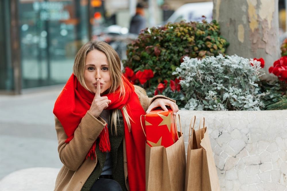 Những lời nói dối vô hại giúp cải thiện mối quan hệ với bạn đời-1