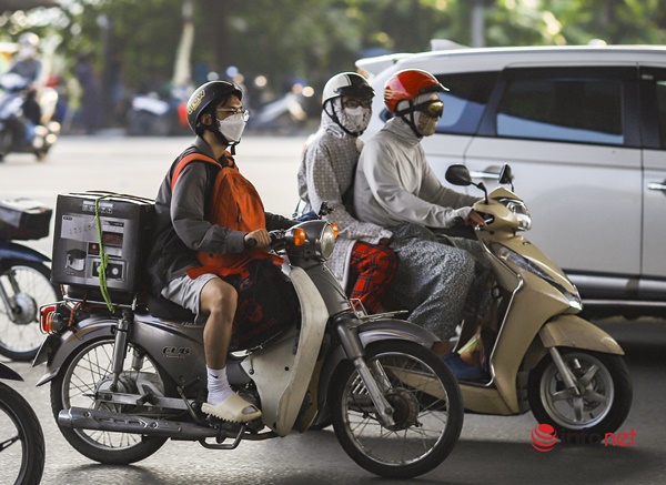 Chưa hết kỳ nghỉ lễ, cửa ngõ Thủ đô đã ùn tắc kéo dài-1