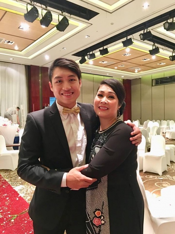 Con trai của NS Hồng Vân: Tốt nghiệp 2 trường ở Mỹ, đạt nhiều giải thưởng nghệ thuật danh giá-7