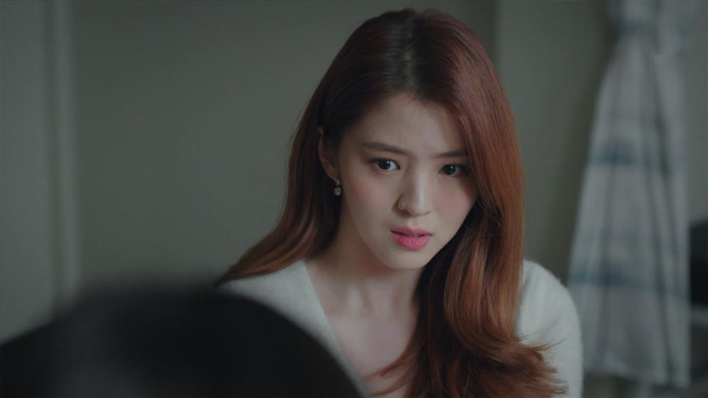 Lương 7 triệu nhưng chị gái tiêu như người giàu, tôi tò mò để rồi chết trân với phòng tắm nhà chị-1