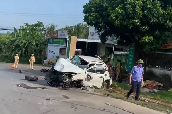 Ôtô tông chết 2 vợ chồng: Chạy quá tốc độ, bất chấp hiệu lệnh của CSGT-1