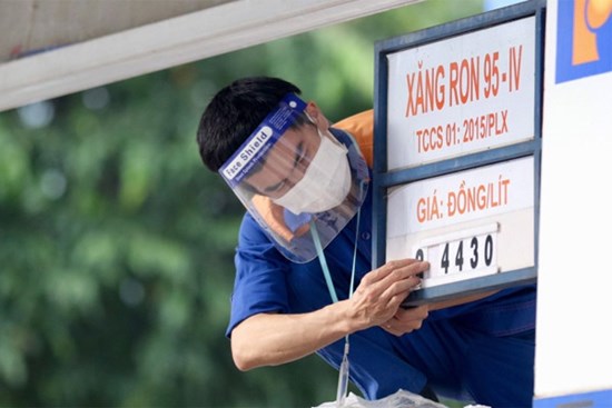 Giá xăng dầu hôm nay 5/9: Dầu thô đồng loạt tăng mạnh, giá xăng dầu trong nước ra sao?