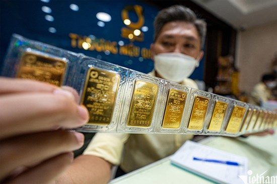 Giá vàng hôm nay 5/9: Giảm bết bát, vàng chìm sâu dưới đáy
