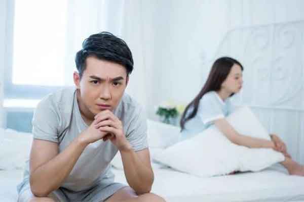 Nghe hộ cuộc gọi từ bố lúc vợ đang tắm, sau đó tôi quyết định ly hôn-1