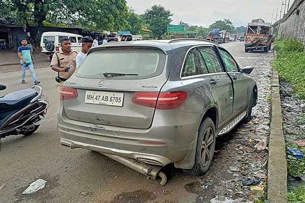 Đu quay bất ngờ rơi tự do khiến cả chục người gặp nạn-1