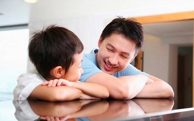 Ông bố nào cũng nên nói 7 điều này với con trai, giúp trẻ tăng EQ lại cải thiện cách giao tiếp-2