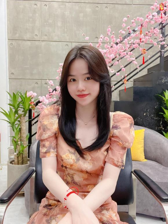 Thủ môn Bùi Tấn Trường dự tiệc sinh nhật bạn gái cũ Quang Hải-8