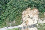 Nhà cửa đổ sập sau trận động đất mạnh tại Đài Loan-10