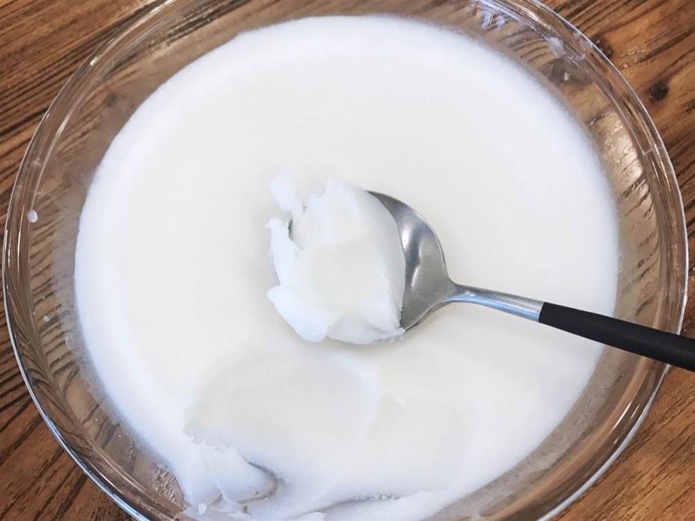 Đừng chỉ dùng mỡ lợn để nấu ăn, bôi lên những nơi này còn giúp tiết kiệm một khoản tiền lớn mỗi năm-1