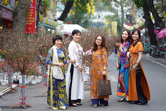 Tổng Liên đoàn Lao động đề xuất nghỉ Tết Nguyên đán 8 ngày