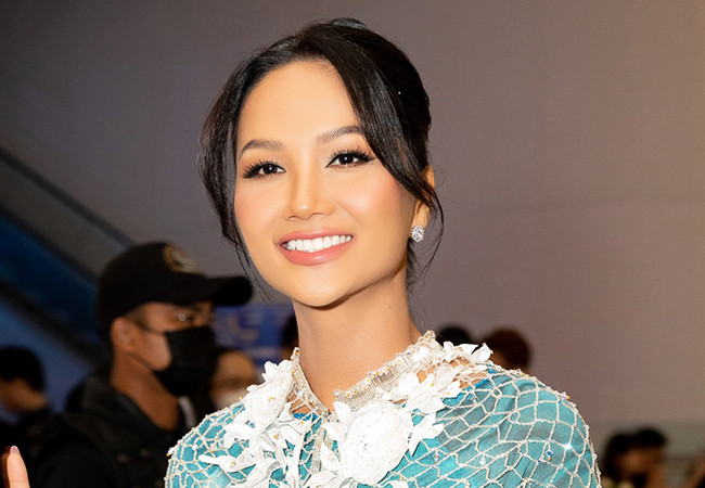 Hoa hậu Hòa bình Việt Nam bị phạt 55 triệu đồng-2