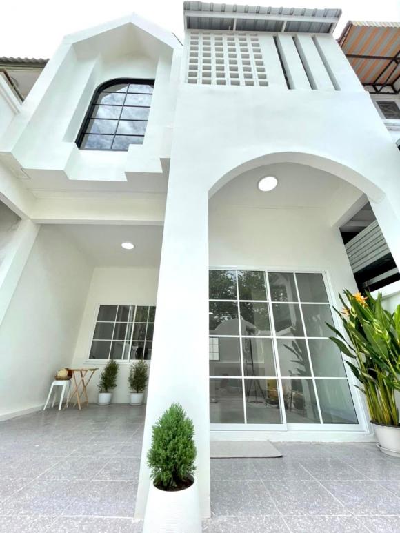 Cải tạo nhà phố cũ thành không gian xinh sang chẳng kém trời Âu, hợp phong cách với những ai thích nhẹ nhàng, tối giản-2