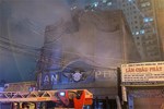VIDEO: Nạn nhân vụ cháy quán karaoke ở Bình Dương kể về giây phút thoát chết-1