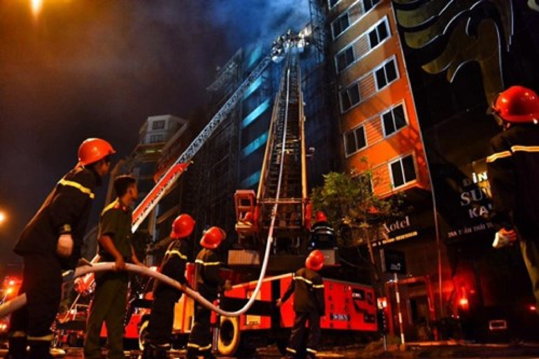 Ám ảnh những cái chết thương tâm do cháy quán karaoke-3