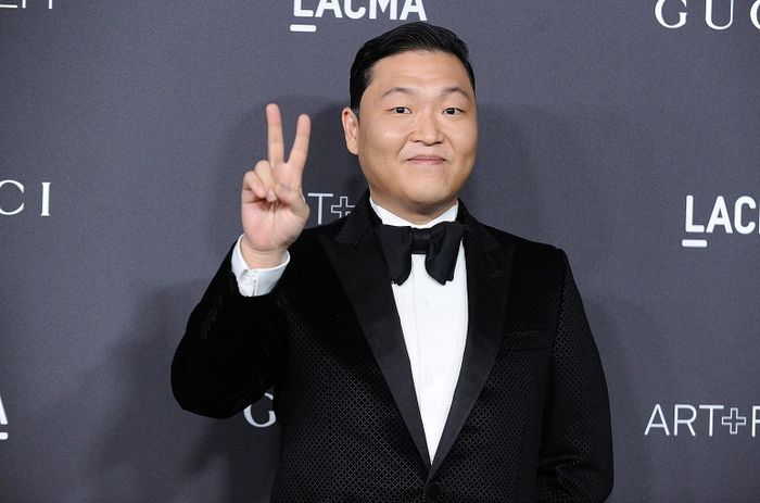 Cuộc khủng hoảng không ngừng của chủ nhân Gangnam Style-1
