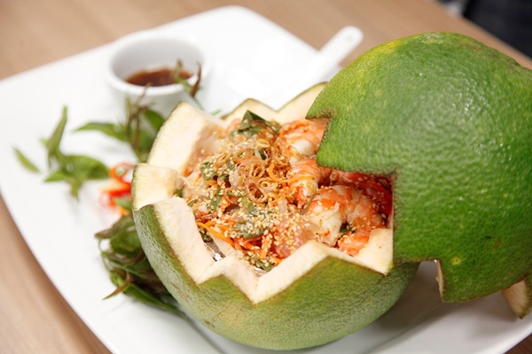 Bí quyết làm gỏi bưởi chua ngọt lạ miệng, ăn nhiều không chán lại hỗ trợ chị em đẹp da, đẹp dáng-2