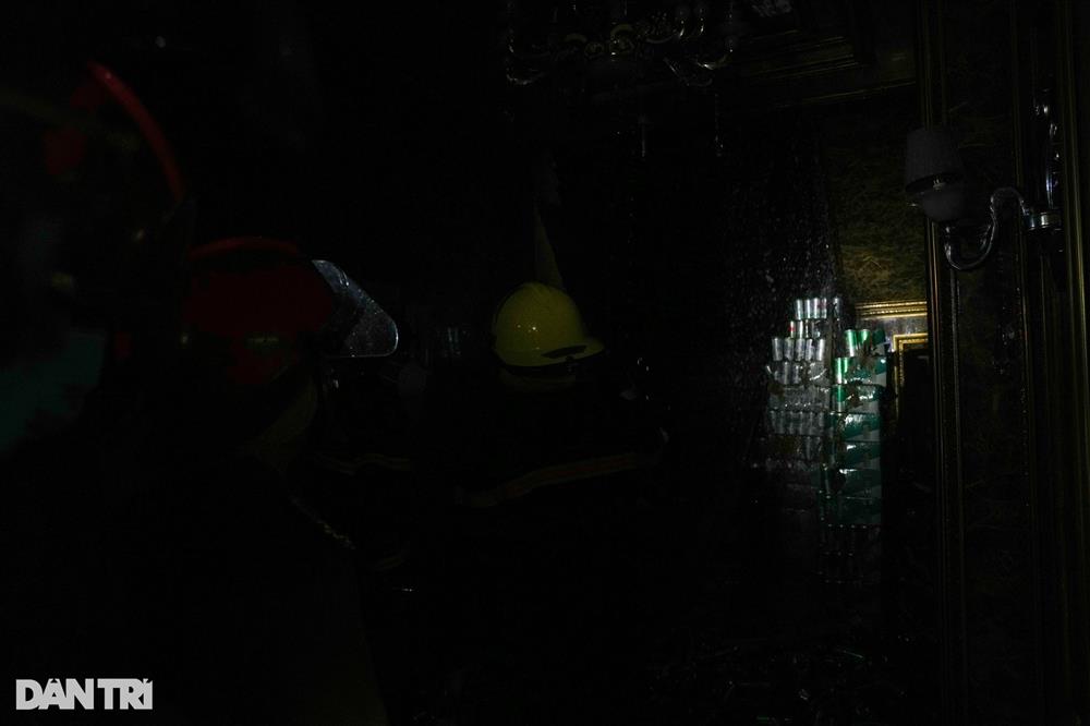 Bên trong quán karaoke cháy làm ít nhất 13 người thiệt mạng-6