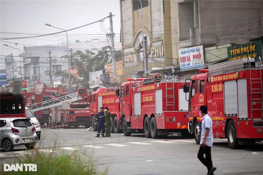 Bên trong quán karaoke cháy làm ít nhất 13 người thiệt mạng-8