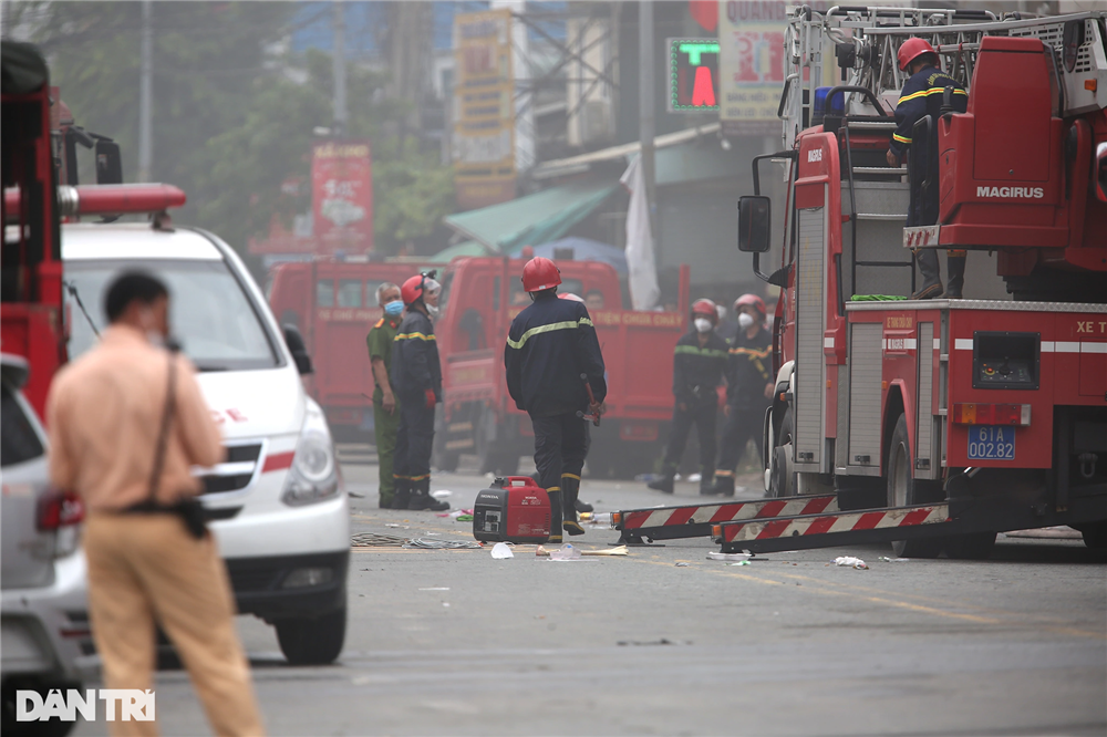 Bên trong quán karaoke cháy làm ít nhất 13 người thiệt mạng-10