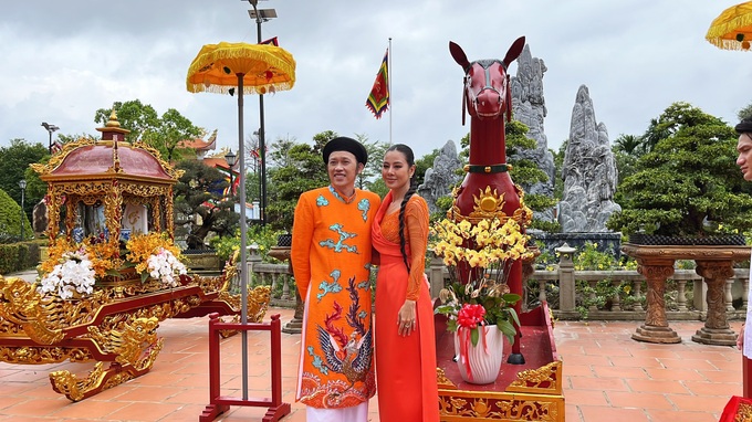 Đền thờ Tổ 100 tỷ đồng của Hoài Linh ra sao trong dịp giỗ Tổ sân khấu?-4