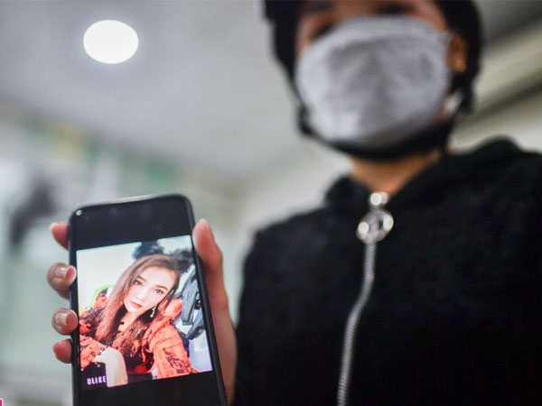 Chạy khắp nơi tìm chị gái làm trong quán karaoke bị cháy ở Bình Dương-2