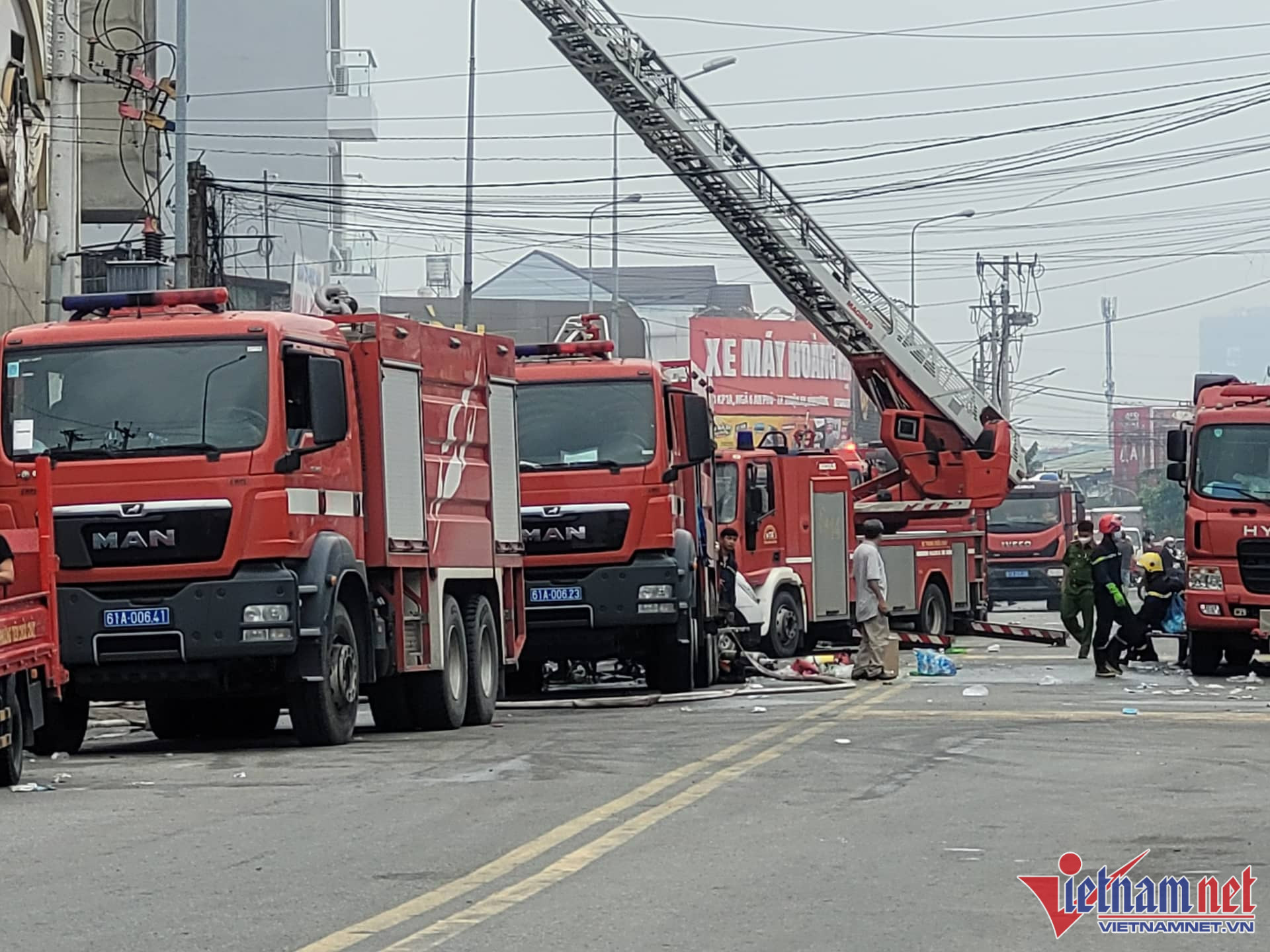 32 người chết trong vụ cháy quán karaoke ở Bình Dương-1