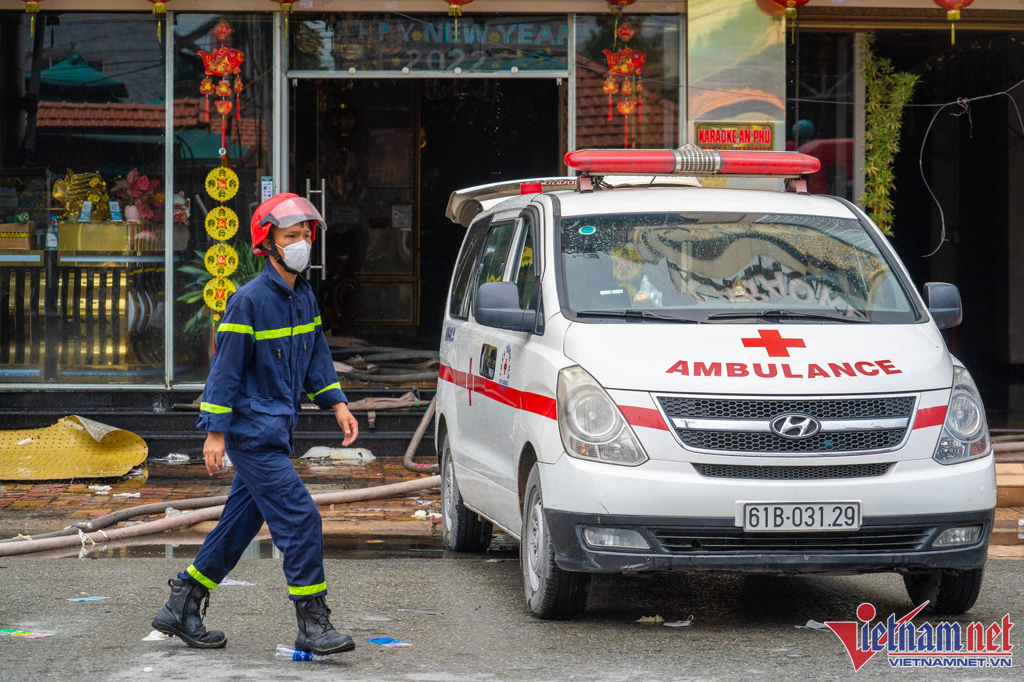 32 người chết trong vụ cháy quán karaoke ở Bình Dương-21