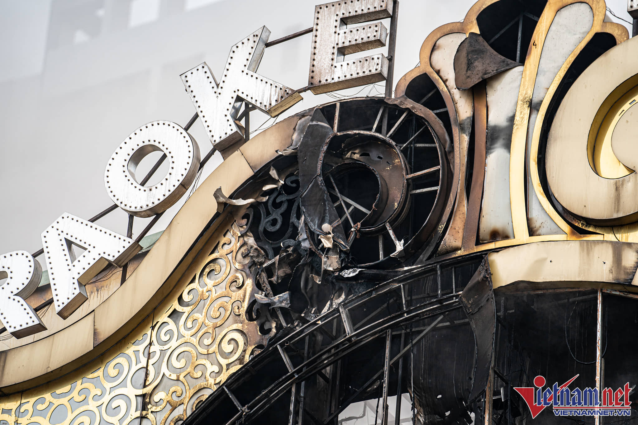 32 người chết trong vụ cháy quán karaoke ở Bình Dương-35