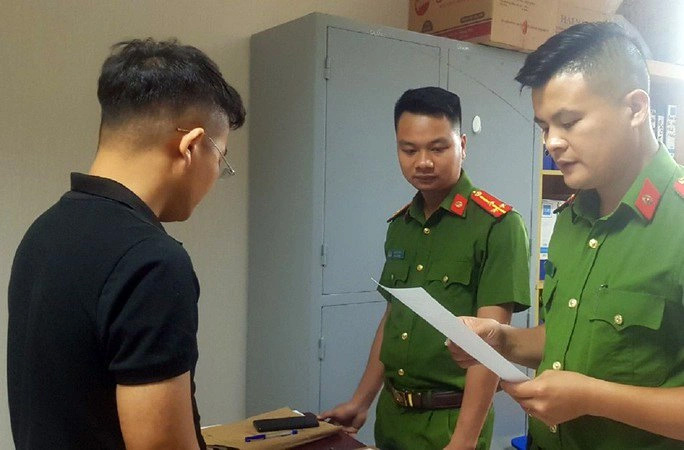 Trận đánh ghen kéo dài 3 giờ qua lời kể nạn nhân-2